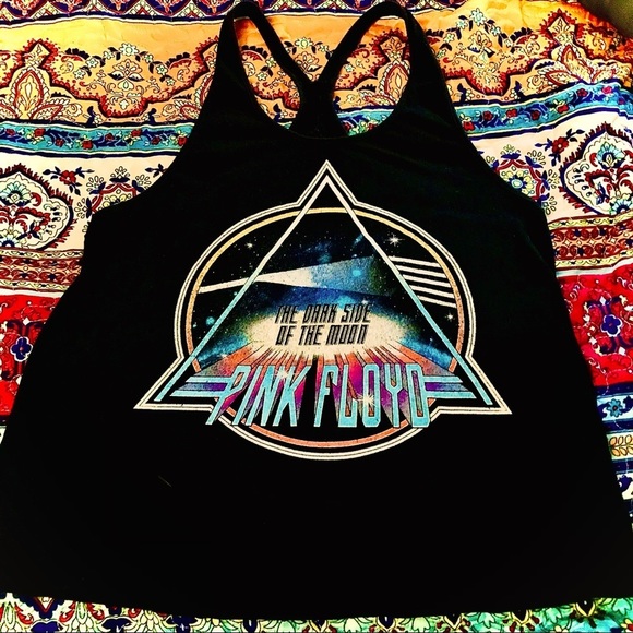 Pink Floyd Tops - 𝅺🌄🎸🎼 Official Licensed Pink Floyd Dark Side of the Moon Racerback 🎼🎸🌄